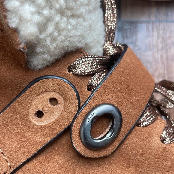 Coach Shoes Coach Urban :Hiker Shearling Platform Boot. Size 10B. New with tag. - Picture 8 of 12